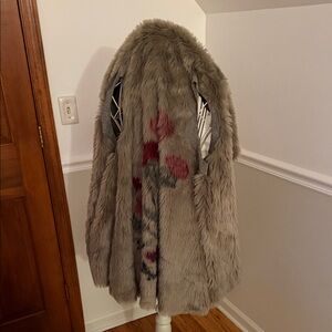Dylan Gray Faux Fur Teddy Jacket with floral pattern on back.  Vest